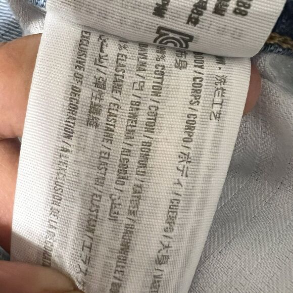 Abercrombie Curve Love Ultra High Rise 90s Straight Mom Denim Shorts 31/12 - Picture 7 of 9